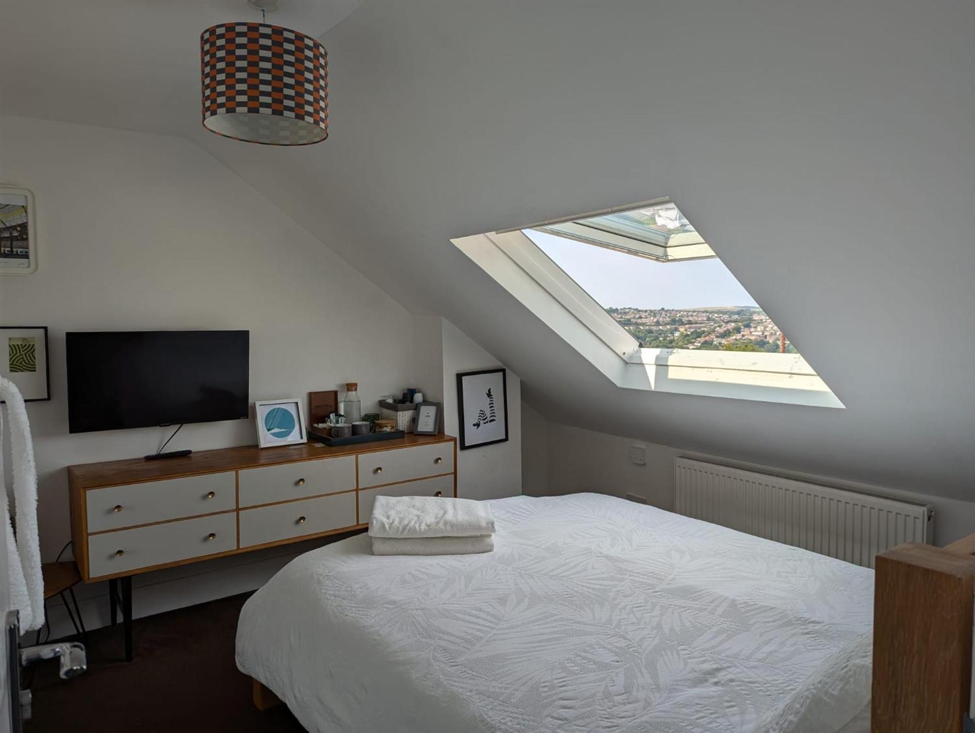 Ferienwohnung South Downs View-Private Parking Hove Exterior foto